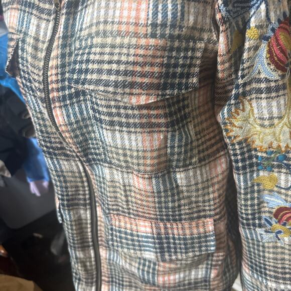 Reversible Boho full zip Jacket Floral Embroidery Plaid Soft Flannel sz S Artsy - Picture 9 of 12